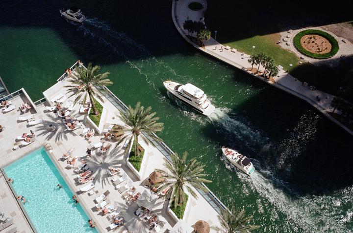 Miami | Bessa r | gold 200