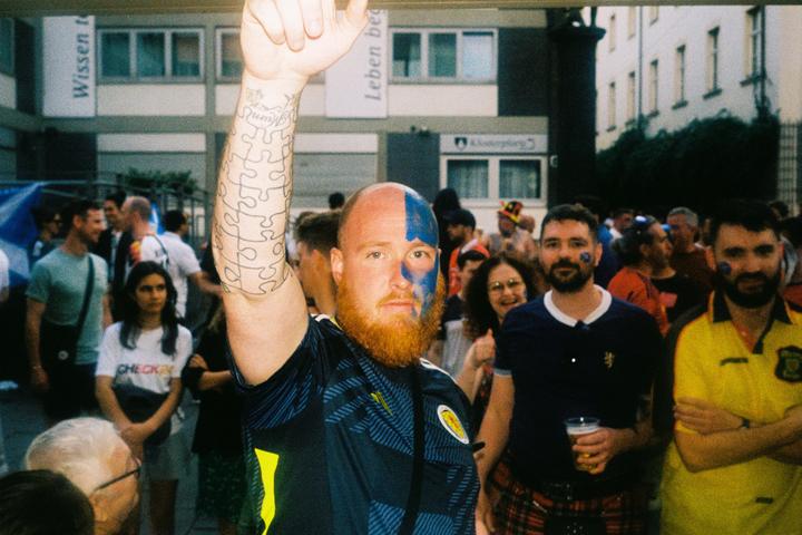 No Scotland No Party | Bessa-R w/ 35mm colour-skopar 2.5 & Olympus Af-1 | Tri-X & Gold