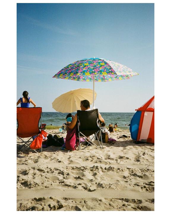 Rockaway Beach, NY [Leica Mini II, Kodak Ultramax 400]