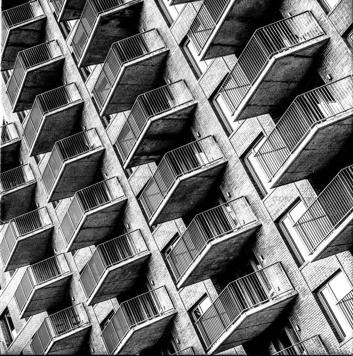 BUILDINGS   | HASSELBLAD 500C | CARL ZEISS S-PLANAR 120MM F5.6 | T-MAX 100 | RODINAL 1:25