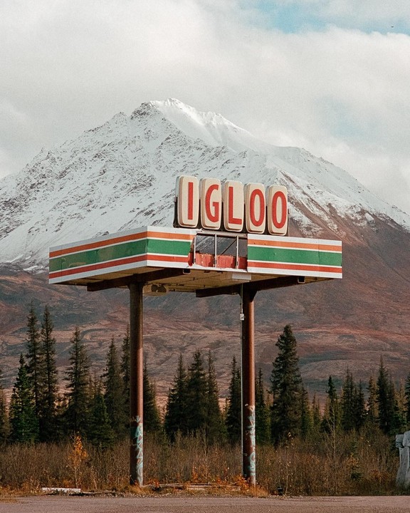 Interior Alaska [OM-1 | 50mm 1.8 + 100mm 2.8 | SantaColor 100]