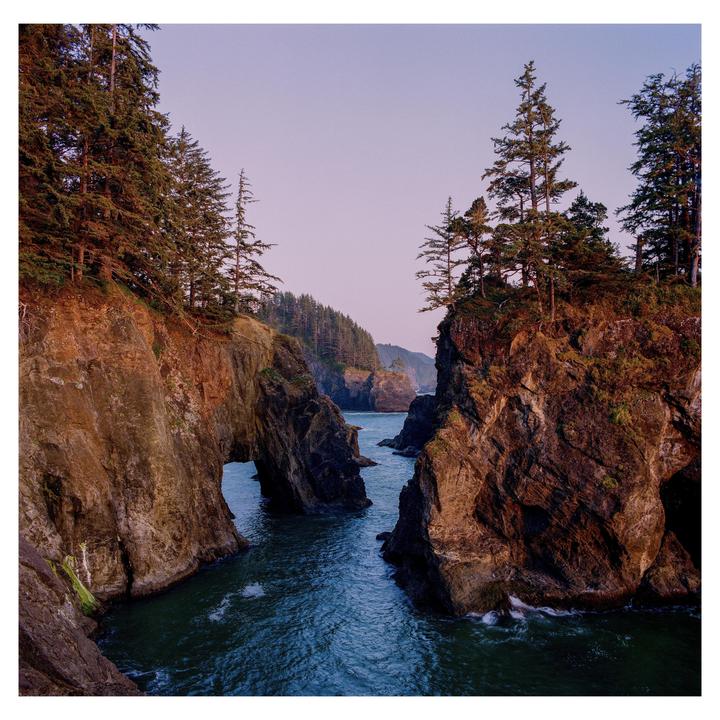 Sunset on the coast (Hasselblad 501cm, 80mm cb, Portra 400)