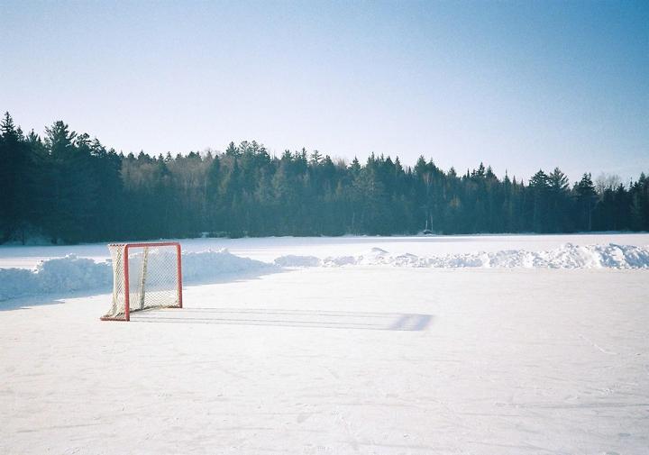 a most Canadian setting (Canon Sureshot WP-1, Kodak Ultramax)
