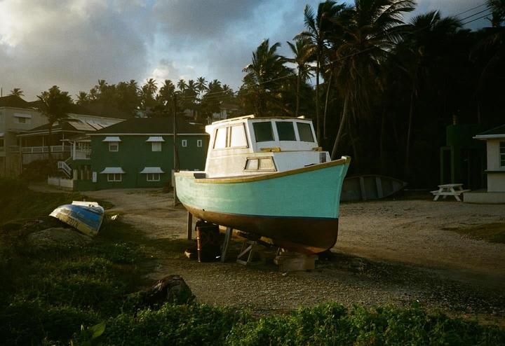 Barbados || Ricoh FF-70 || Kodak Gold