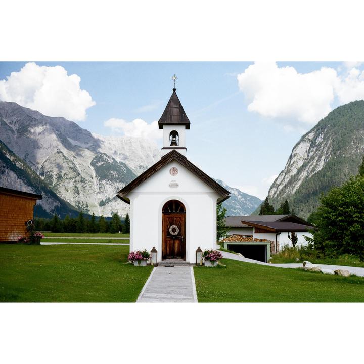 The chapel / Austria [Canon AT-1, 50mm f/1.8, Kodak Proimage 100]