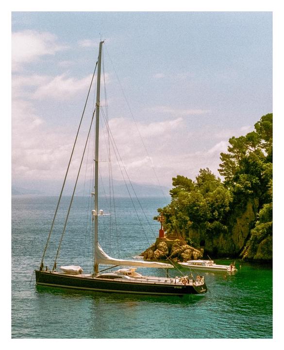 Portofino - Minolta SRT Super. 50mm Rokkor. Expired Fujifilm 100