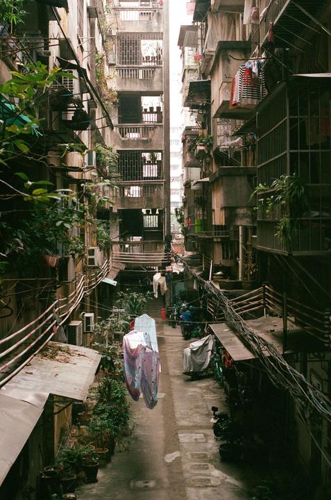 Is something wrong with my camera? [canon AE-1] [portra400]