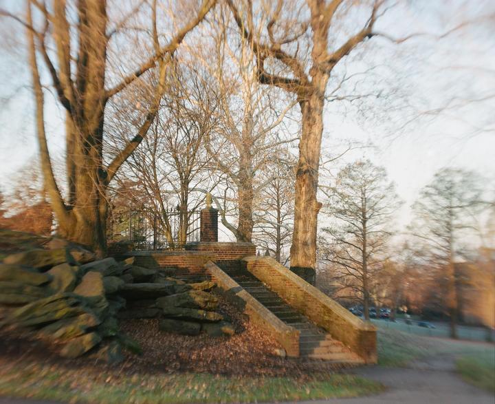 Any ideas on what’s causing the blur on the edges of these photos? (Mamiya RB67, 90 mm sekor)