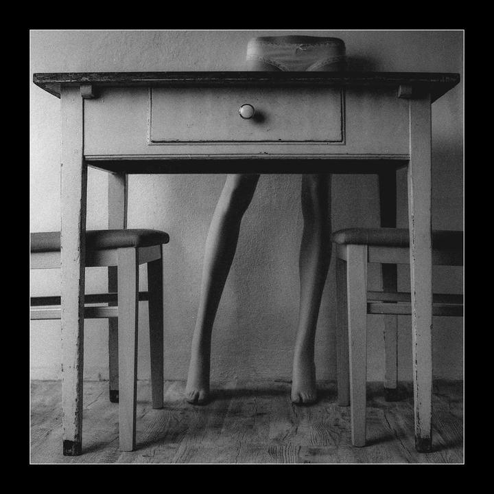 the legs, PSix 50mm, Ilford Delta 3200