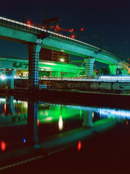 15min exposure on Portra 100T || Mamiya m645 || 70mm f/2.8