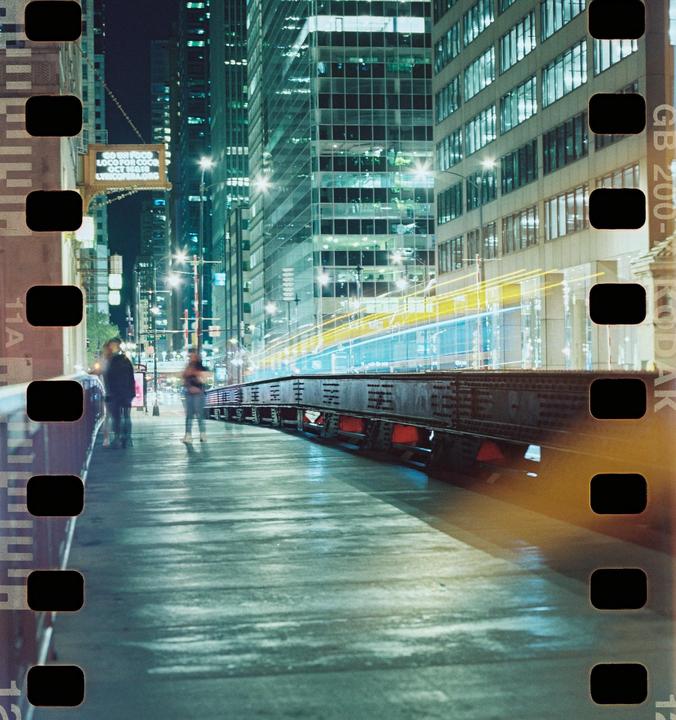 Crossing a bridge in Chicago (Kodak Gold 200, Mamiya 645, Mamiya-Sekor 80mm f/2.8) insta @madebydvg