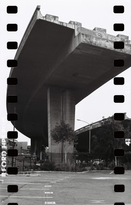 Cape Town \\ Yashica Mat 124G \\ HP5 pushed 1 stop