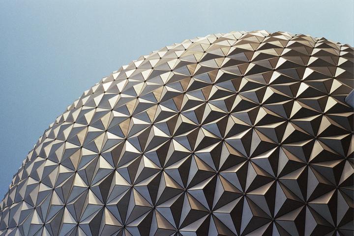 Epcot [Pentax K1000 | Kodak Ultramax 400]
