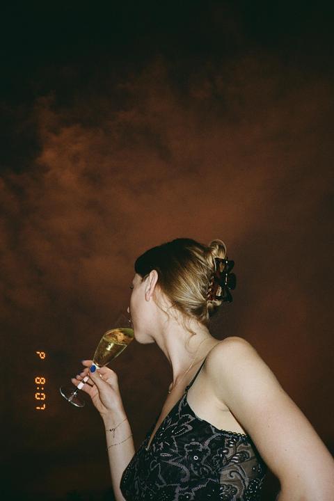 P 8:07 [Nikon L35AD, Fujicolor C200]