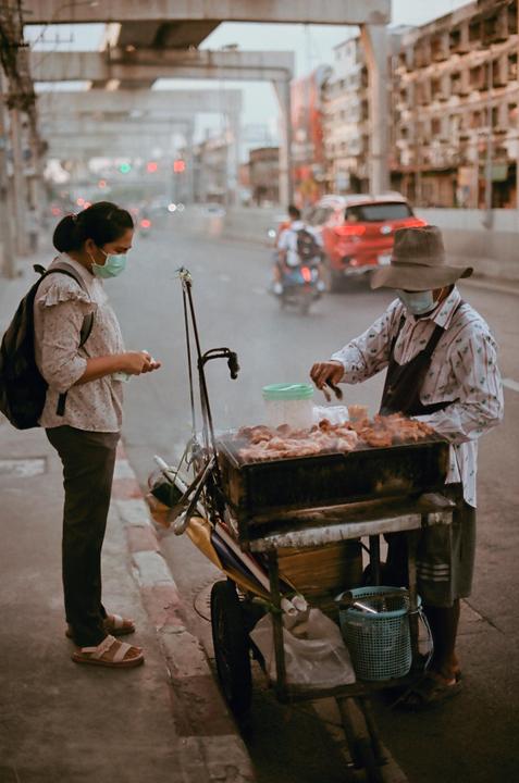 Streetside Grillin - Canon FTb - FD 50mm f/1.4 - Luminar 100