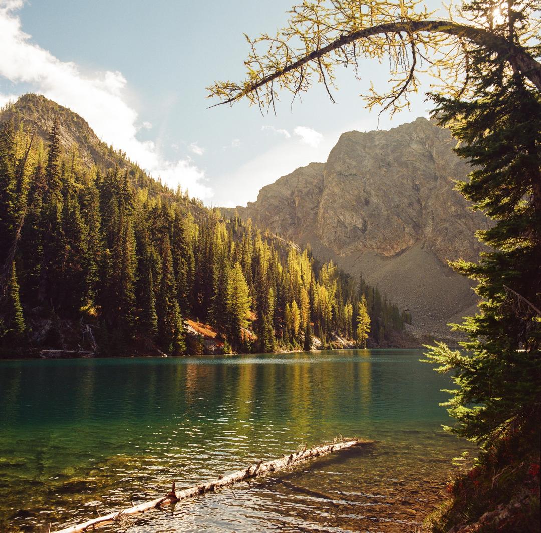 Autumn at Blue Lake (Hasselblad 500c, 50mm f/4, Gold 200), shot on hasselblad 500c with kodak gold 200