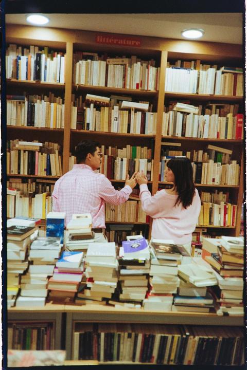 Booklovers Engagement [Yashica T5, Kodak Gold 200]