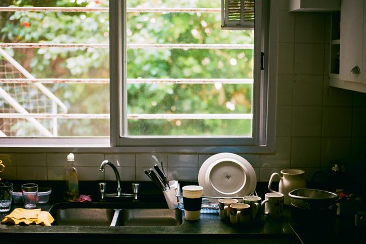 Still life [Nikon FM2 + Carl Zeiss Distagon T* 2/35 ZF + Lucky Color 200].