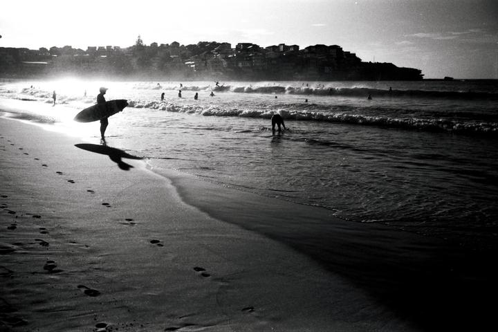 Kuro 100 (Film never dies) - Leica M4 + 35mm Summilux - @ Bondi, Australia