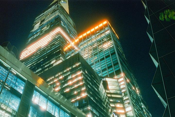 Some Shots from Two Days in NYC [Canon A1, FD 35mm f/3.5, CS 800T/Portra 400/Lomo '92]