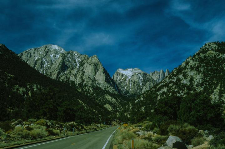 eastern sierra nevada (ektachrome 100 | leica r4, summicron 50mm f/2)