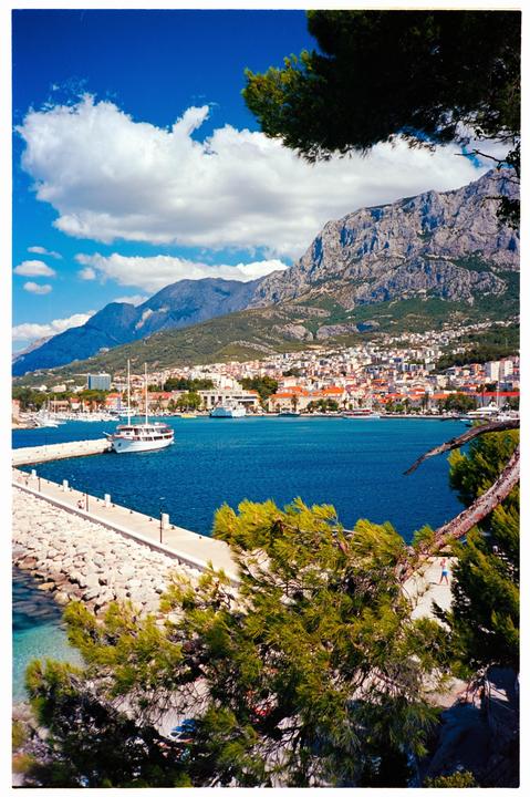 Greetings from Makarska - Ektar 100 - Nikon L35AF