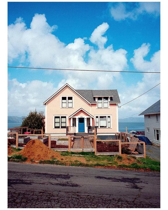 I could blow through so many rolls in Astoria, Oregon. Fuji GS645W | Portra 400