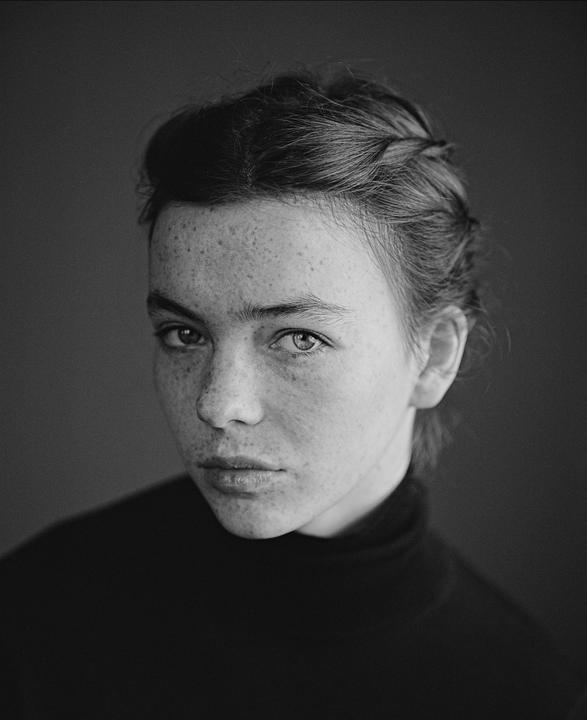 Myla [Pentax 67II | SMC Macro Takumar 135mm F4 | Ilford XP2 400 iso pushed 1 stop | LED light bounced off a poly board]