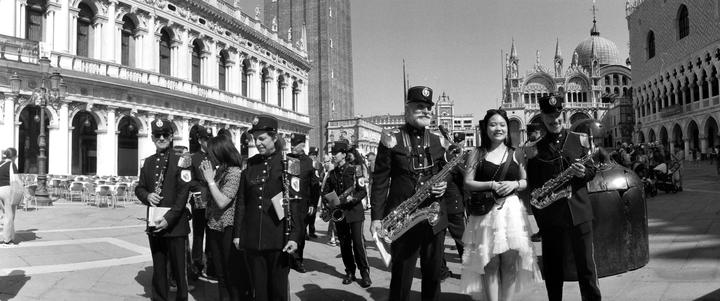 Venice music - Agfa APX100
