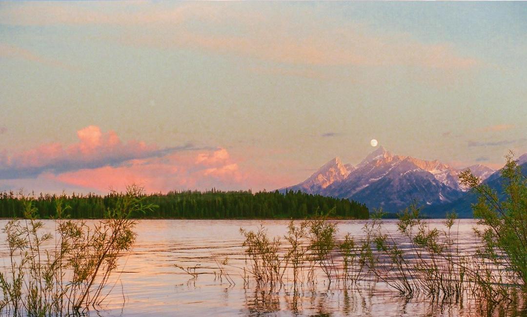 I haven’t been able to do much travel photography this summer, so I created a composite of two of my favorite shots from last year. [Pentax KX, 50mm, Portra 400 & 800], shot on pentax kx with kodak