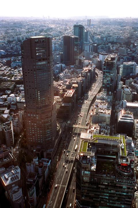 Tokyo Rush Hour [Canon New F-1 | Cinestill 400D/800T/Portra 800]