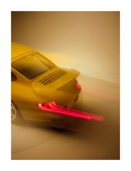 yellow car [645n - gold 200]