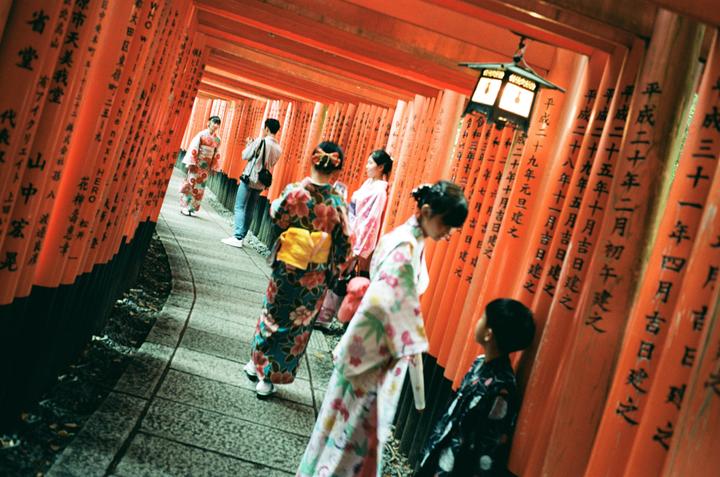 Kyoto (Contax G1, Kodak Portra 160)