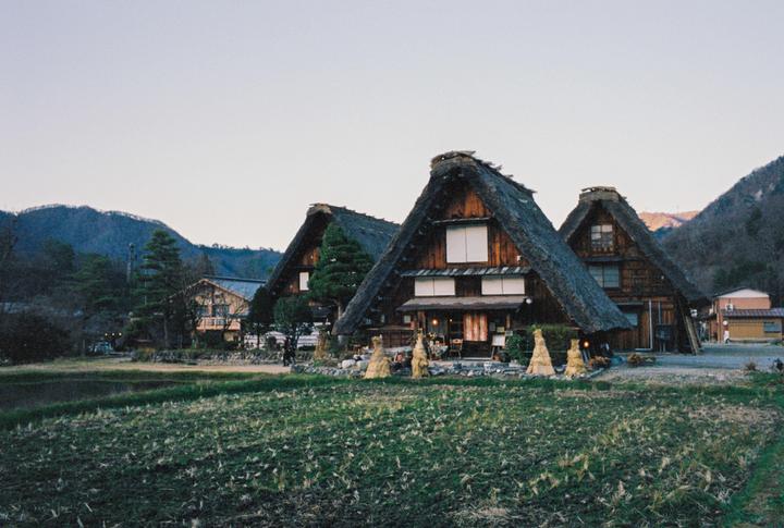 Shirakawa-go, 2022 [Leica M6, Leica 35 mm f/2.0, Kodak Portra 400]