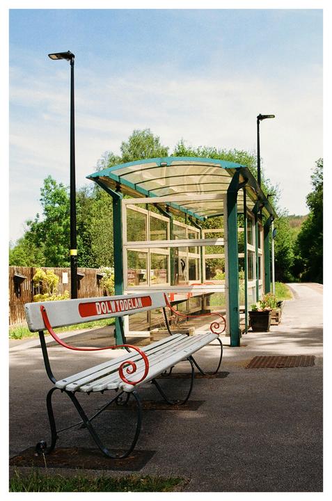 Stationary (Canon A1, FD 35-70mm, Kodak Gold 200)