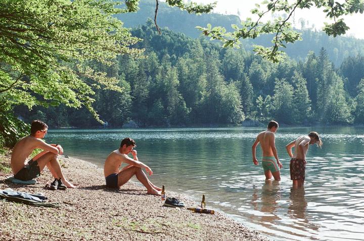 A day at the lake. [Minolta XD7, 35mm f/1.8, Portra 400]