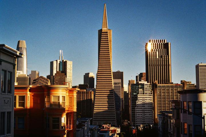 Golden Hour in SF [Fujifilm 200/Canon EOS 3/ 50mm f1.8]