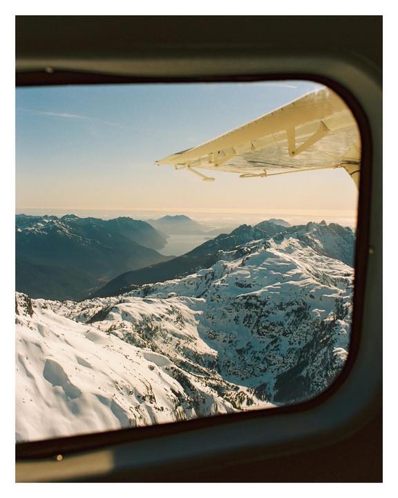 Seaplane Flight in the Mountains [Nikon FM3a / Olympus XA + Ektar 100]