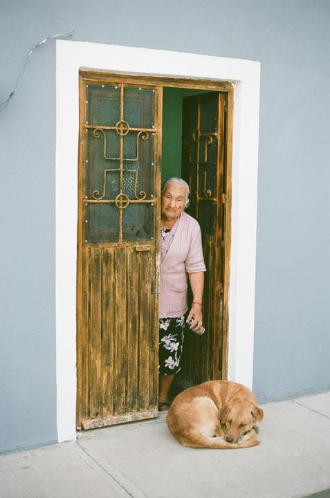Recently visited my parent's hometown in Mexico | Canon EOS 1-N & Contax TVS II | Multiple kodak stocks