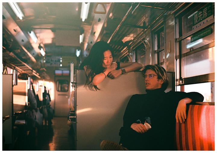 Sake express [Contax RX, planar 50 f1.4, karmir 160]