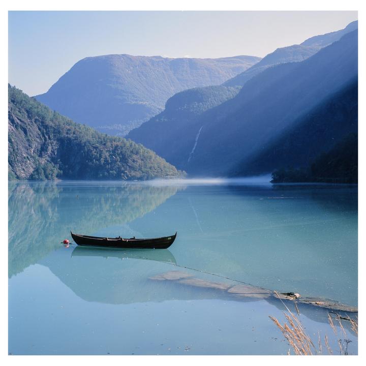 Study in Lightbeams (Hasselblad 501cm,cinestill 50d and provia 100f, 80mm CB and 50MM CF)