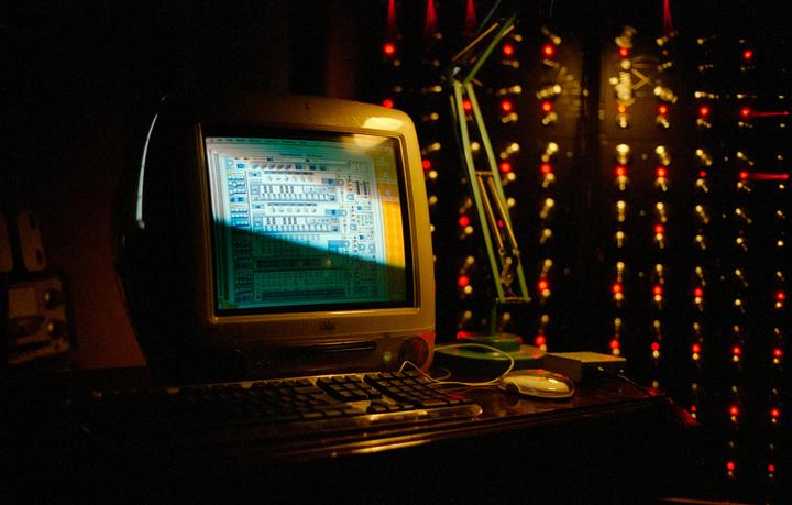 iMac | Canon A-1 | Kodak Portra 400