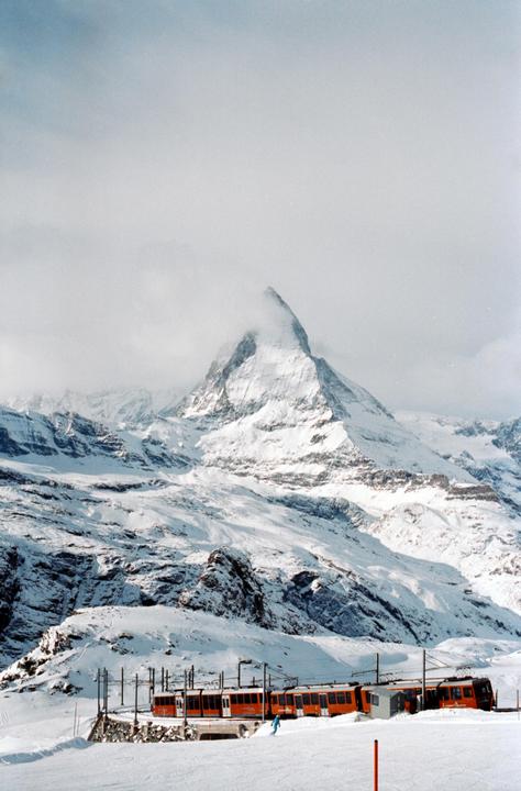Morning at Matterhorn [Nikon FE, 50mm, Portra 400]