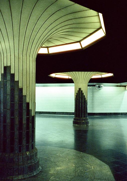 Olympus mju 2 - cinestill 800t