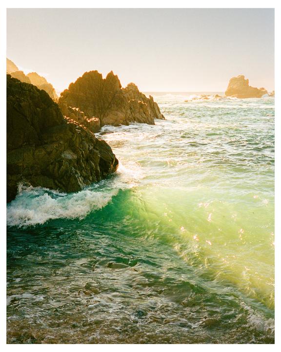 found this hidden beach on a walk | minolta CLE + m-rokkor 40mm / m-rokkor 90mm | portra 400