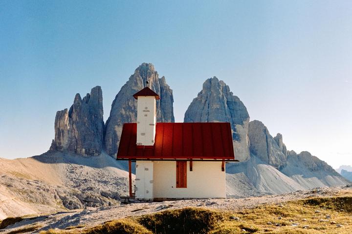 Mountain Church (Leica M2, 35 f1.4, Fuji C200)