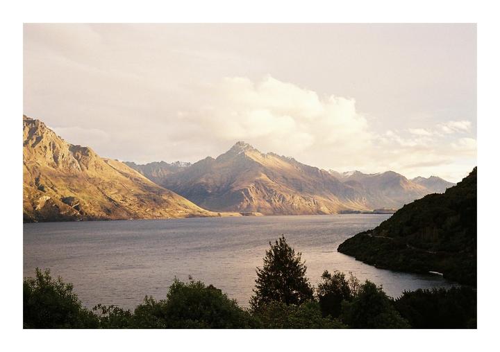 Queenstown, New Zealand [Minolta CLE, 40mm f/2, Fuji 400]