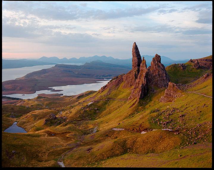 Isle of Skye | Pentax 67 | 75mm 4.5 | Portra 400