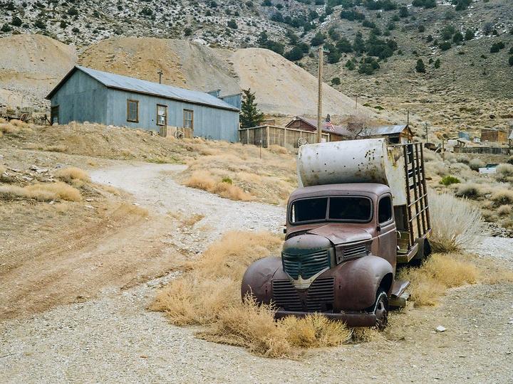 Cerro Gordo, CA (Canonet QL17 Giii, Kodak Gold 200+1)