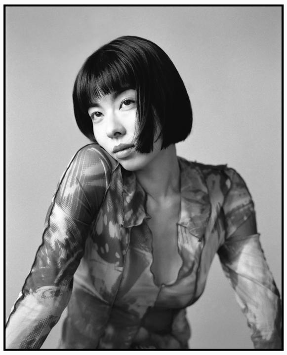 Masumi [Mamiya RZ67, 110mm f2.8, Cinestill BwXX]